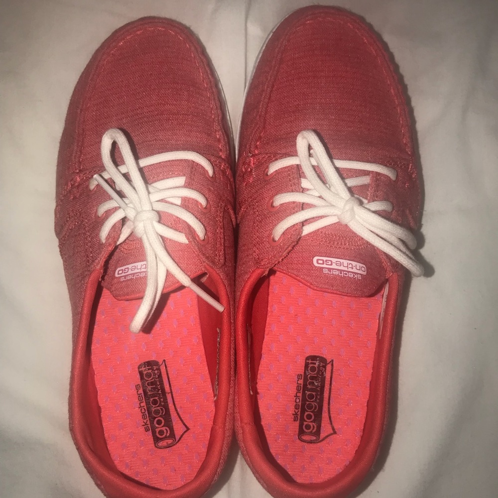 Skechers goga mat technology